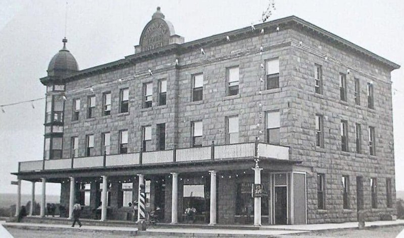 A.C. Graves and the Graves Hotel